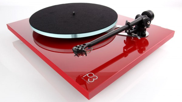 Rega Planar 3 inkl Excalibur Blue Plattenspieler rot